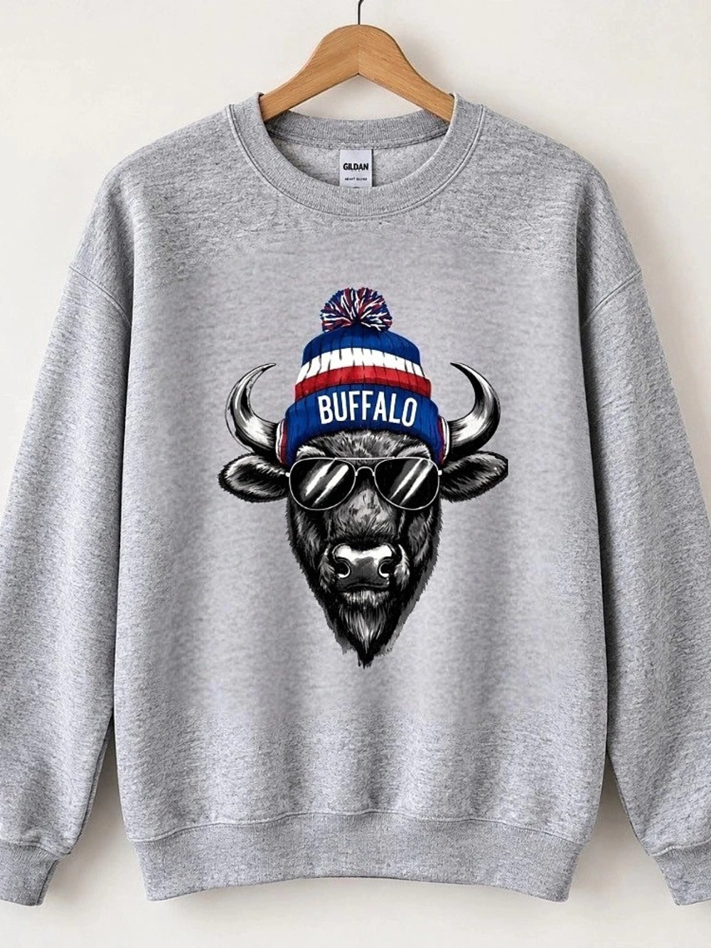 Buffalo Bull Sunglasses Pom Pom Beanie Hat Vintage Sport Grey Sweatshirt